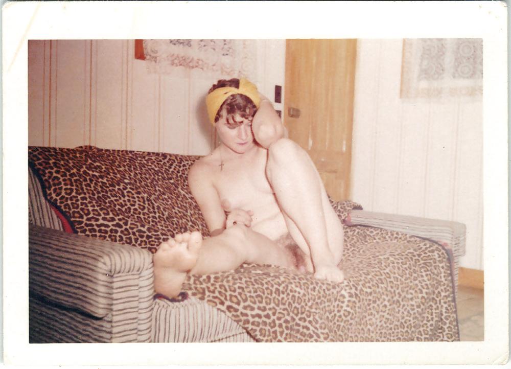 25P Vintage Wives & Girlfriends 66