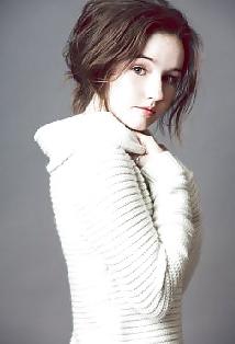 25P Kaitlyn Dever