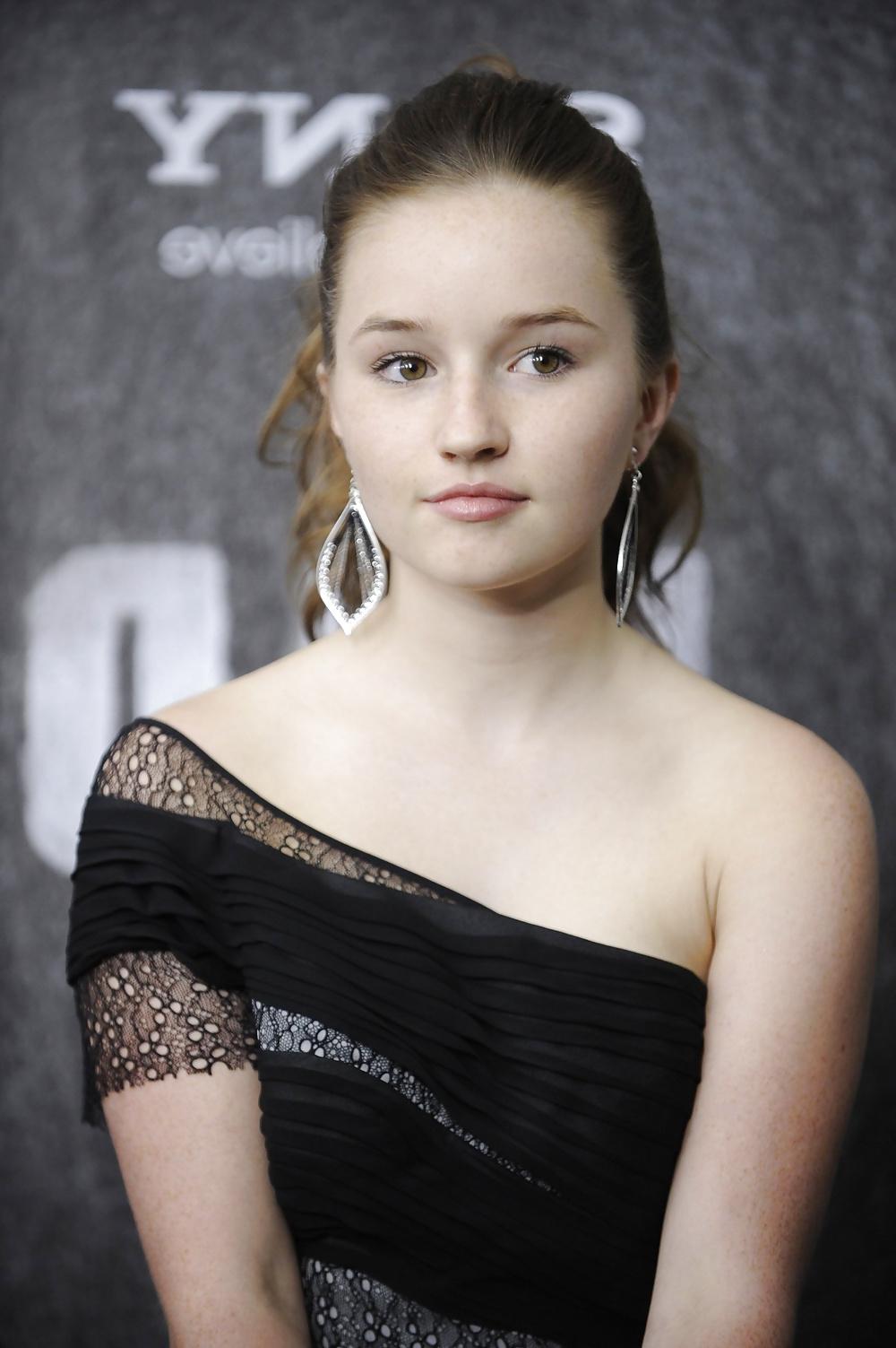 25P Kaitlyn Dever