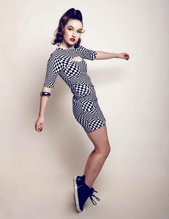 25P Kaitlyn Dever
