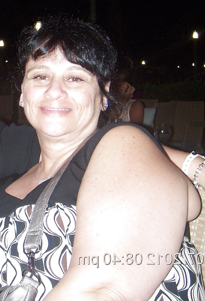 23P Sexy Mature BBW Brunette!