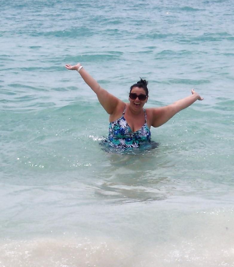 23P Sexy Mature BBW Brunette!