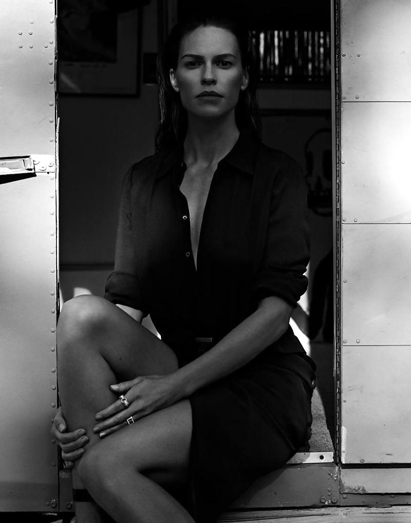 10P Hilary Swank Interview-Magazin