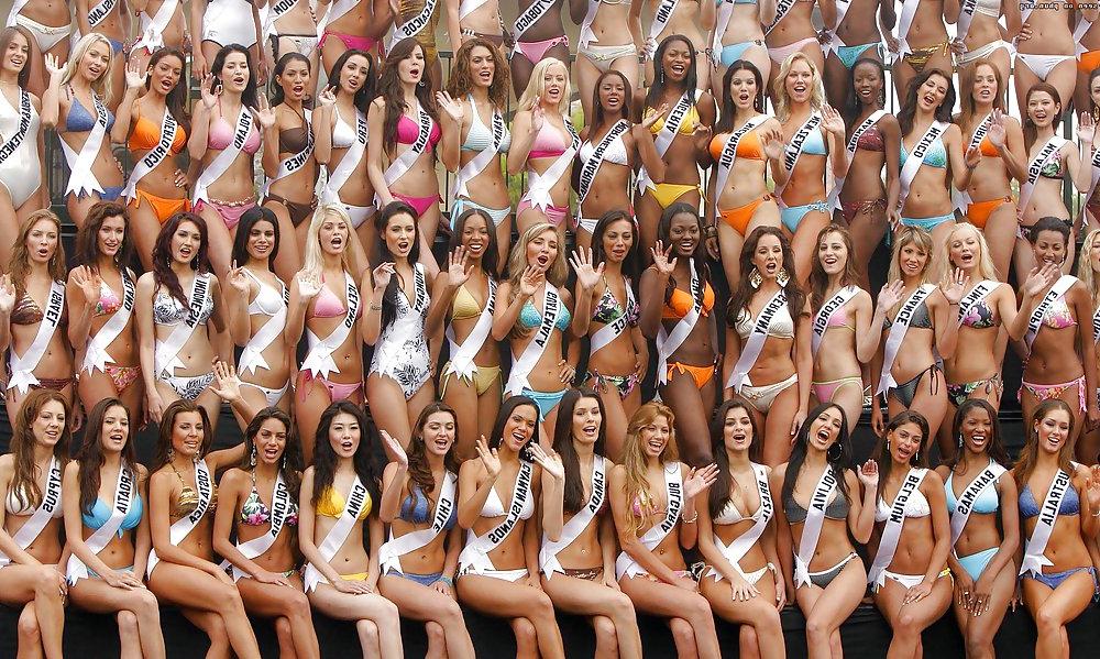 25P LOTS & LOTS OF GIRLS TOGETHER
