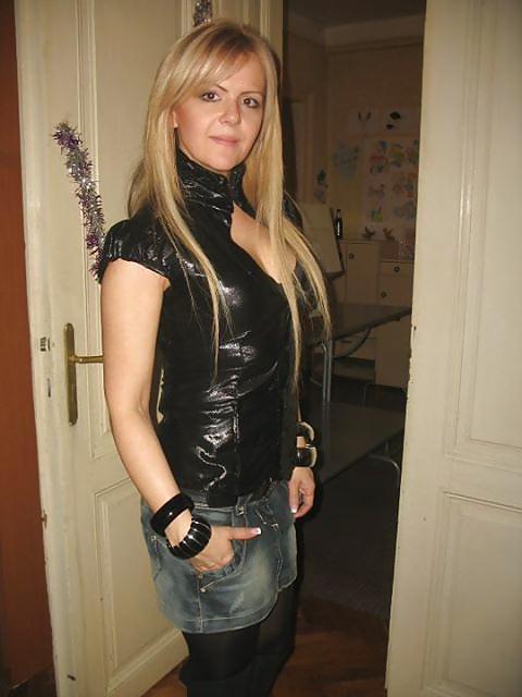 10P Serbian Milf Elizabeta (Big natural tits)