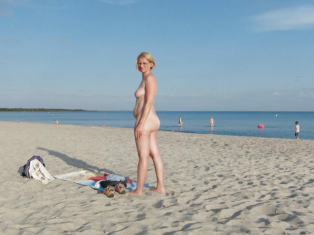 25P Gilf with Bangable Ass.
