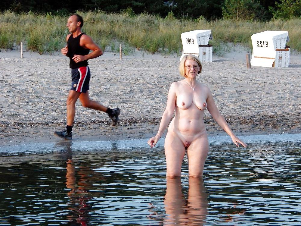 25P Gilf with Bangable Ass.