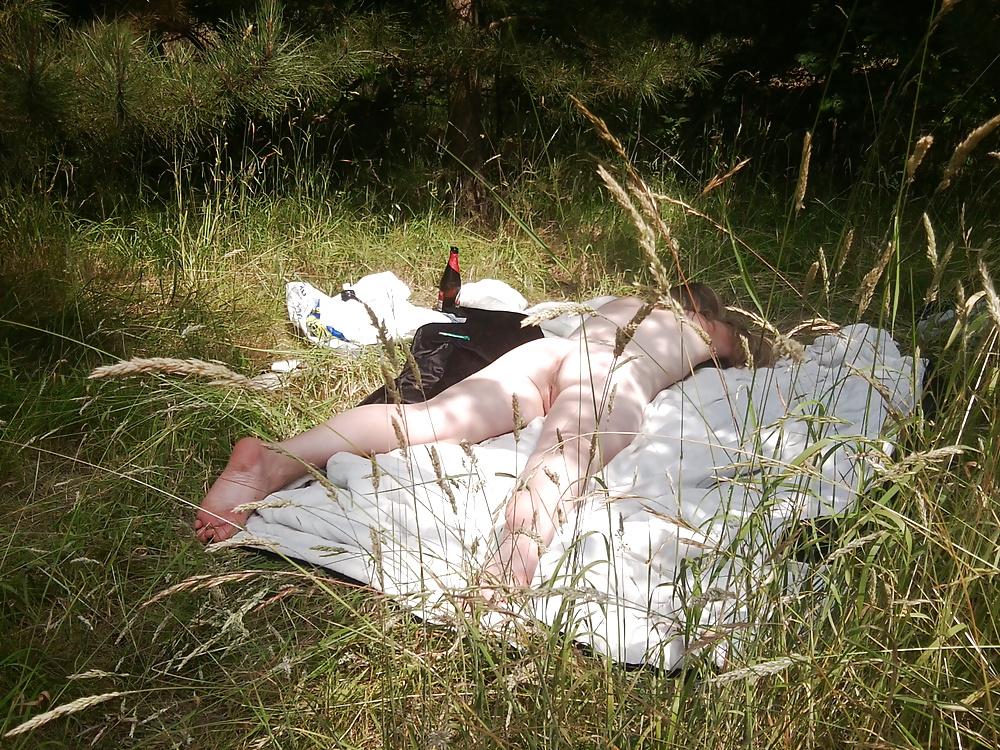 10P Nude sunbathing in the woods