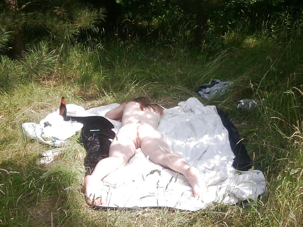 10P Nude sunbathing in the woods