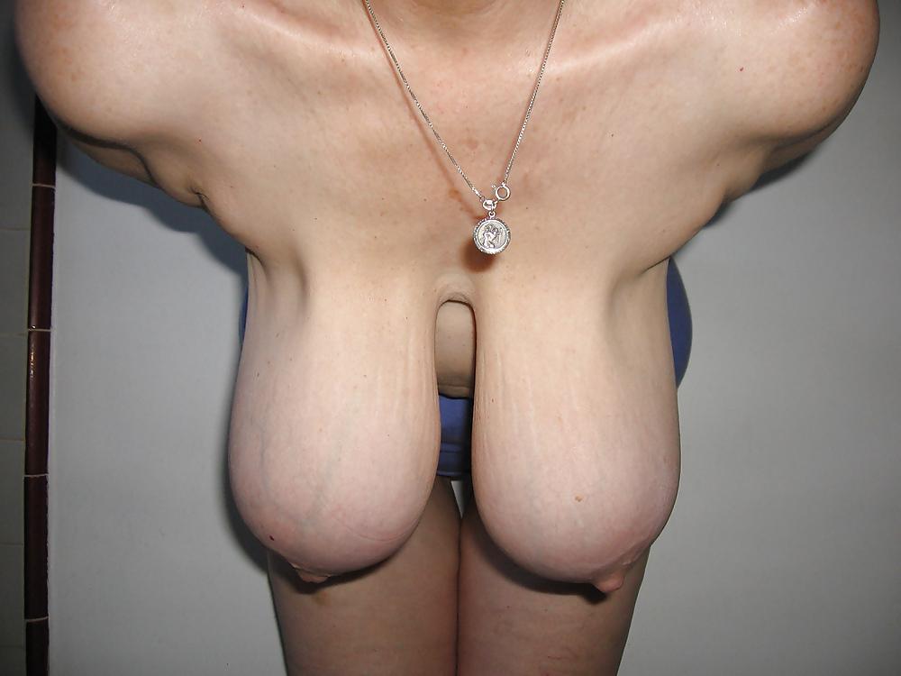 25P Awesome exhibitionist granny 2