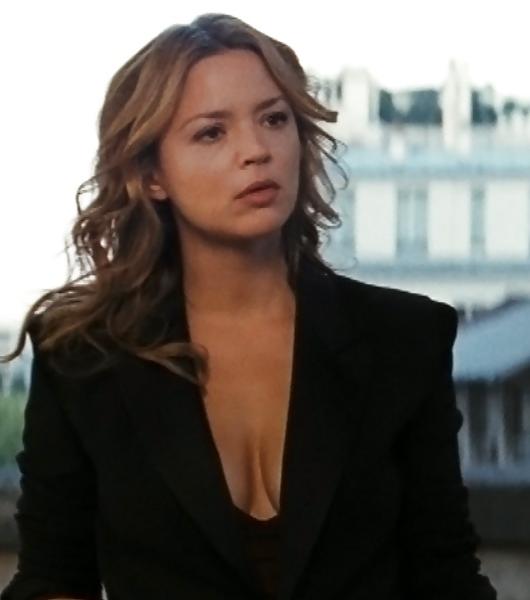 25P Virginie Efira