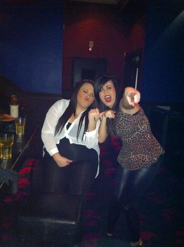 25P Would you empty your balls in chav Kimm?