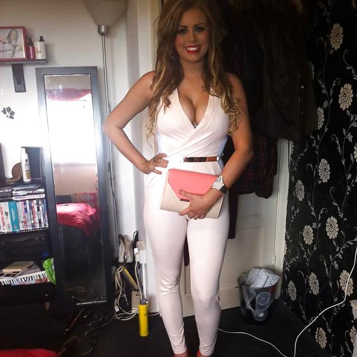 25P Would you empty your balls in chav Kimm?