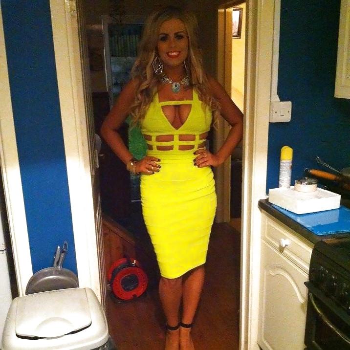 25P Would you empty your balls in chav Kimm?