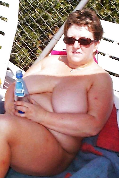 19P Older women sunbathing 2.
