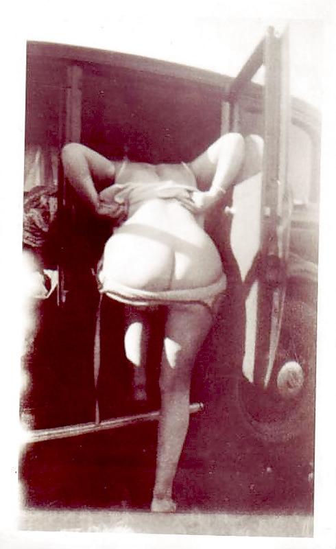 10P Vintage Girl