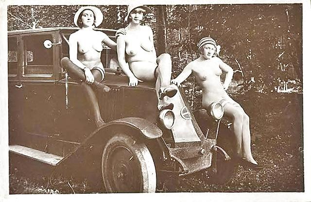 10P Vintage Girl