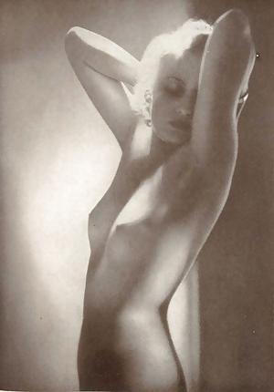10P Vintage Girl