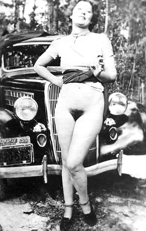 10P Vintage Girl