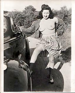 10P Vintage Girl