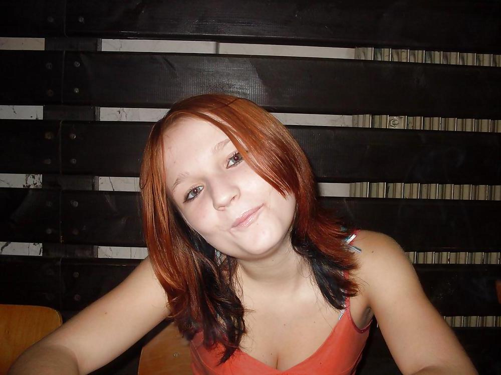 25P Horny Posing and Fucking