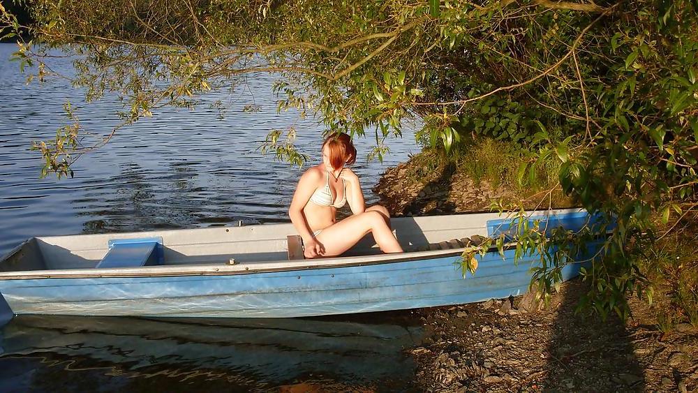 25P Horny Posing and Fucking