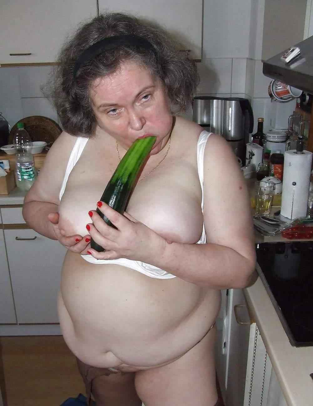 25P Granny with cucumber