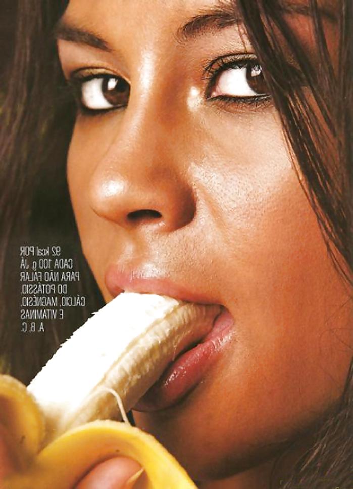 12P Banana Loving Girls....