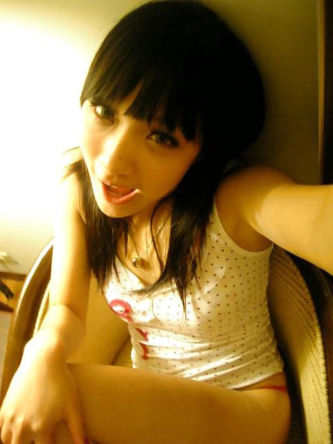 25P Some girls come from Taiwan