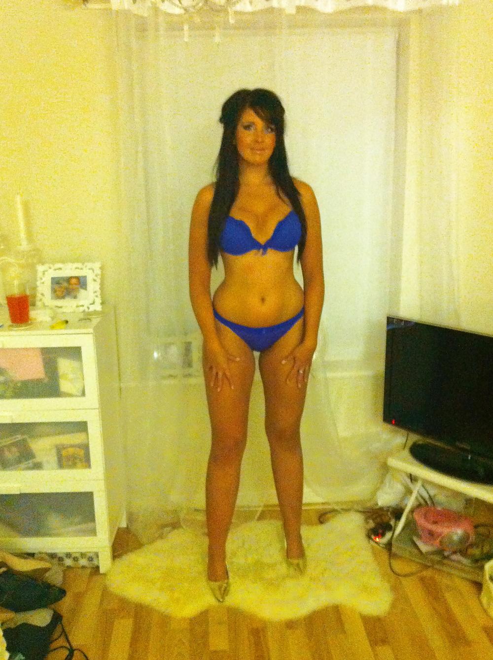10P Hannah  wow sexy tall teen from the uk