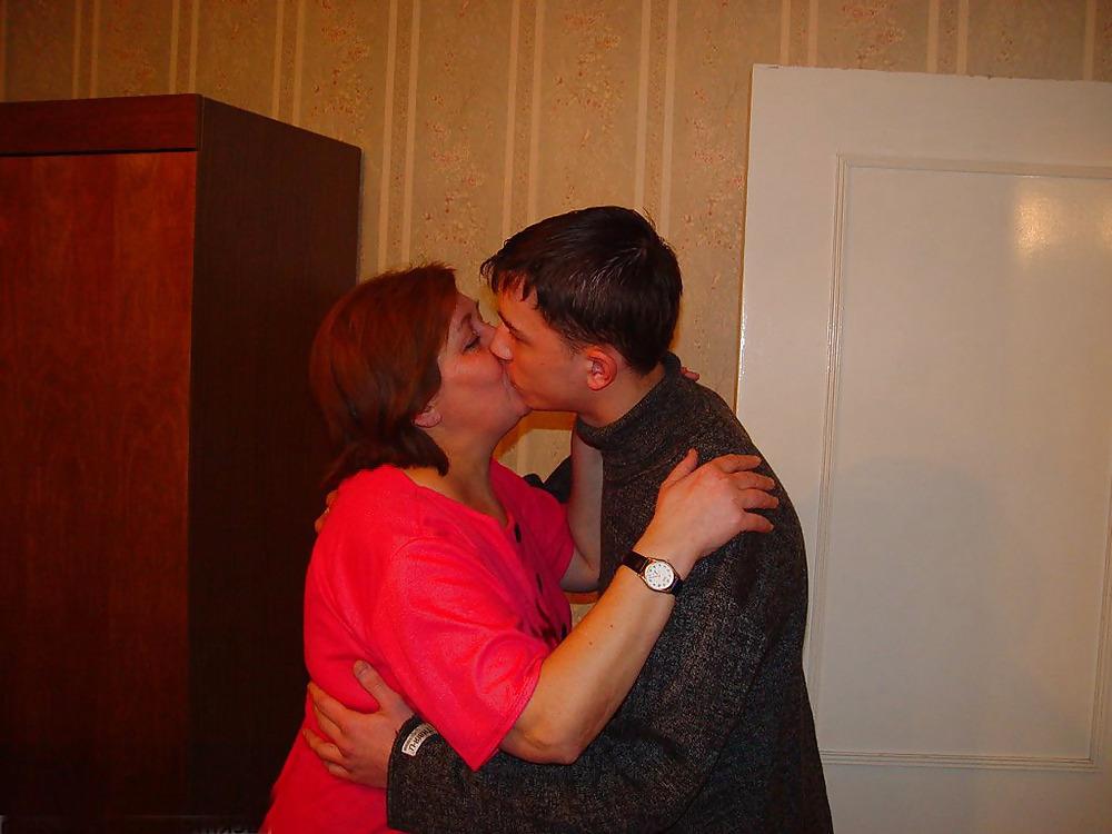 12P Besa a mama - kiss mom