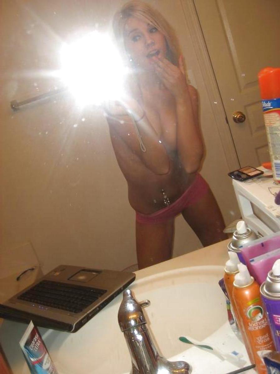 12P She is soo Hot 3