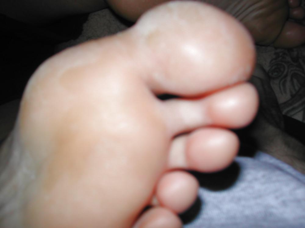 24P Swiss girls feet