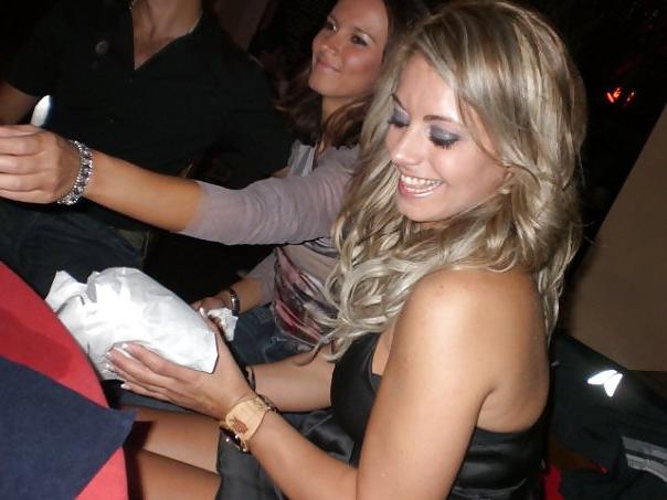 23P SEXI ITALIAN GIRL gran porca da sborrare tutta
