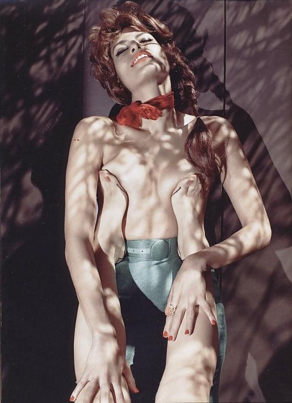 14P Eva Mendes in Italian Vogue