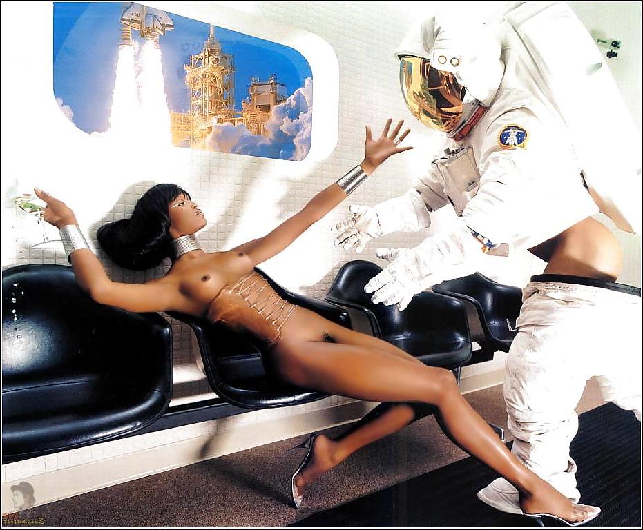 25P Naomi Campbell Photo's