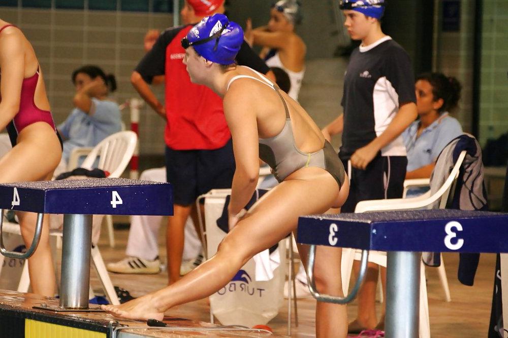 25P Bk Sexy Athletes Swimming
