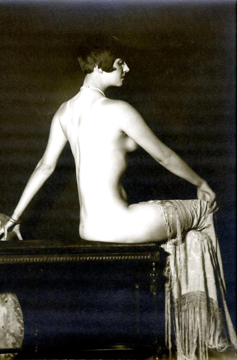 20P Vintage nude 2