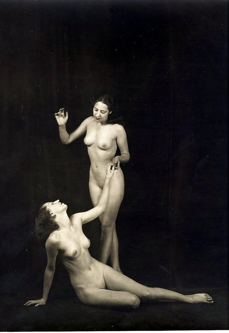 20P Vintage nude 1