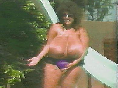 25P Susie Sparks (Vintage BBW, huge juggs)