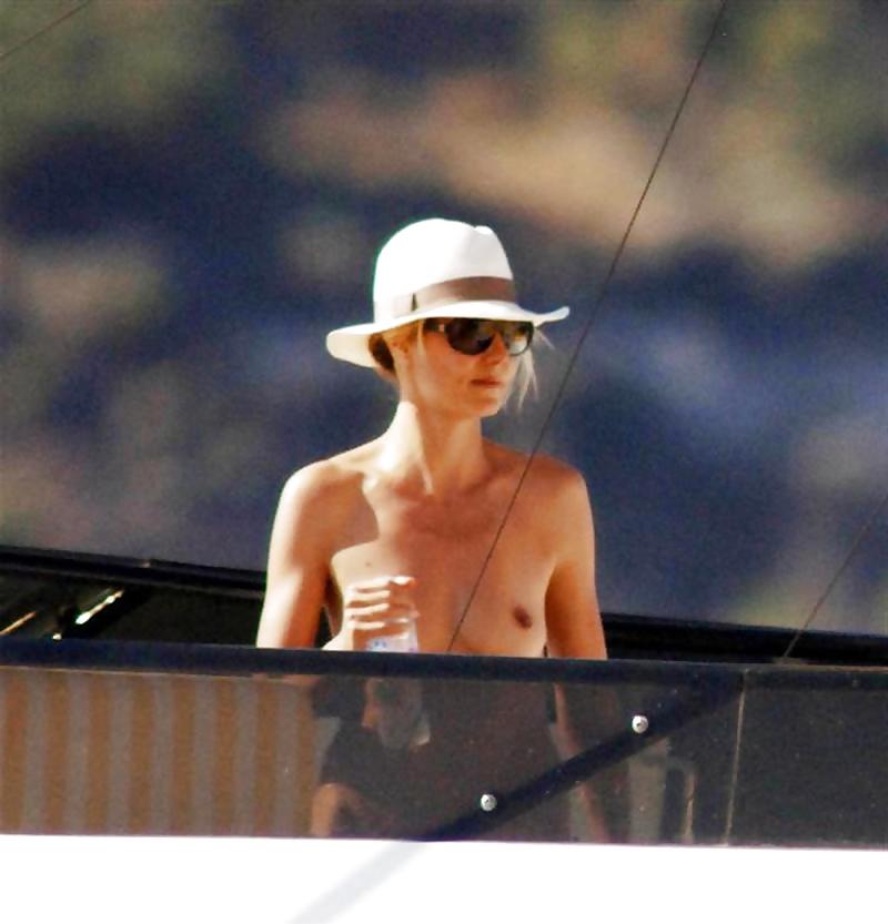 10P Heidi Klum New Topless Sunbathing on a Yacht