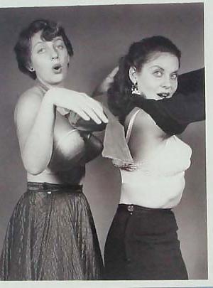 25P Lovely vintage women 24