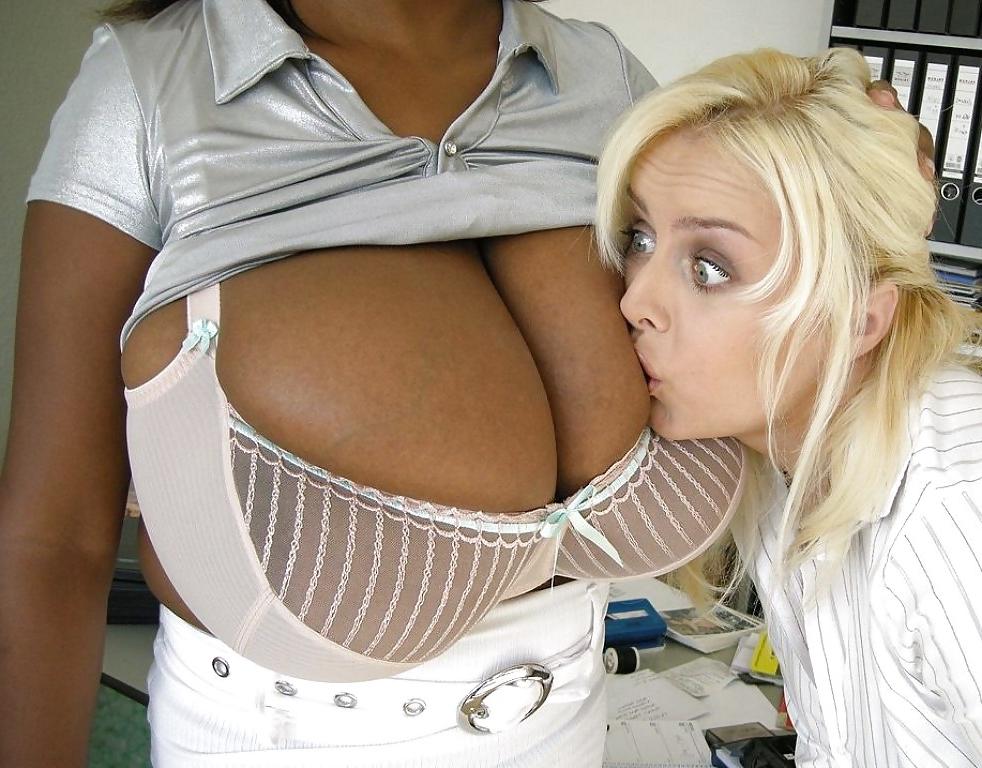 25P Big tits