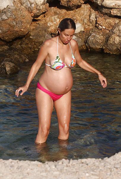 8P Zeynep casalini Turkish Celebrity 