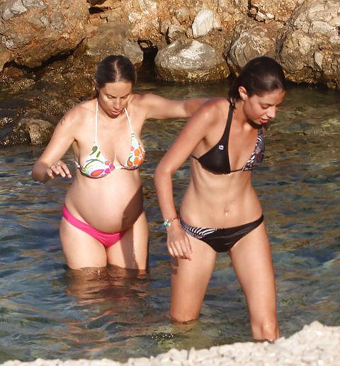 8P Zeynep casalini Turkish Celebrity 