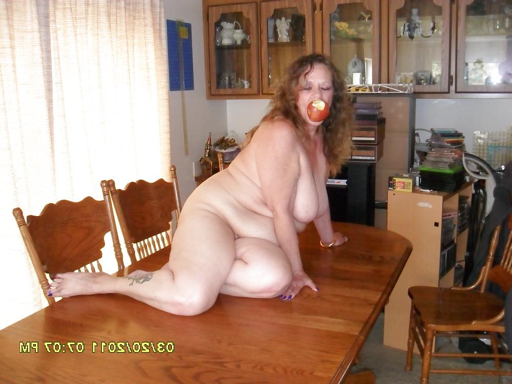 25P Marisa Posing on our Dining Table for the World!