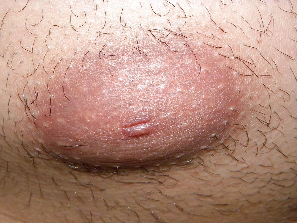 8P GUY WITH FLAT TITS - NO NIPPLES STICKING OUT