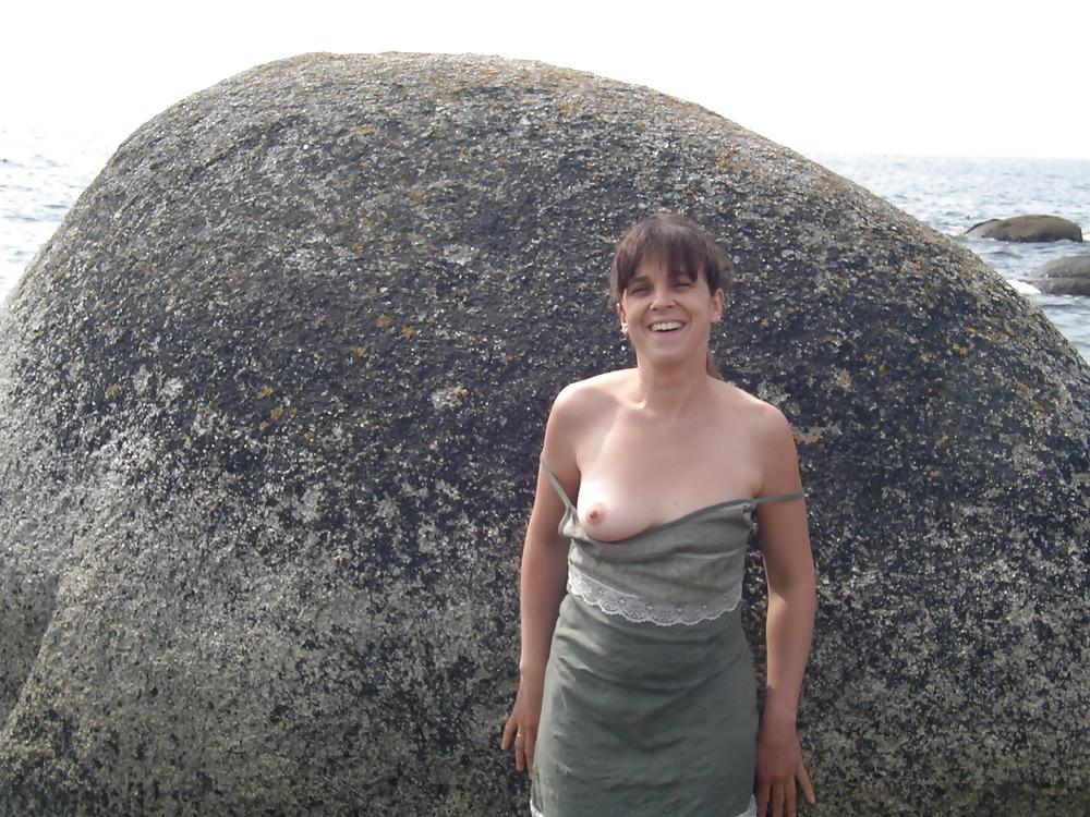 11P Slut mature mom