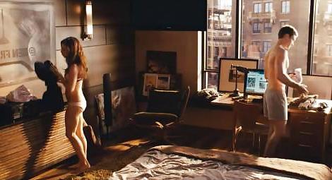 25P Hot Celebrity Babe Mila Kunis