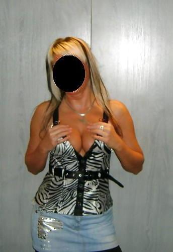 12P Polish girls - no nude